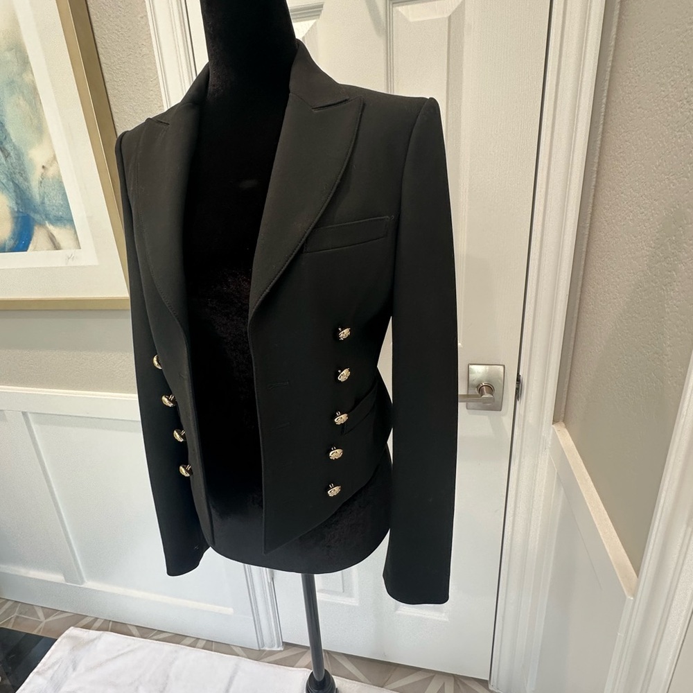 Beautiful Burberry Double-Breasted Crop Women's Blazer